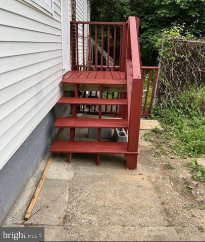 205 DAMONS LN, Darby, PA 19023