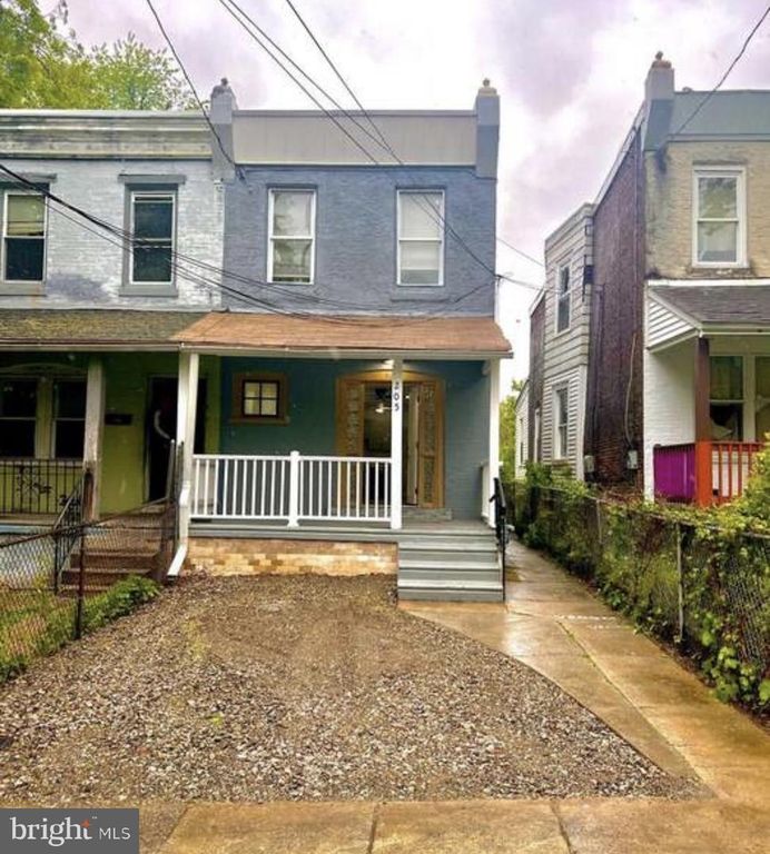 205 DAMONS LN, Darby, PA 19023