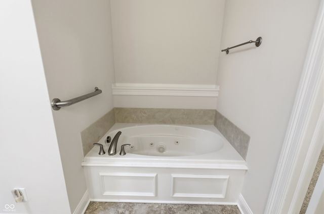 4093 Bayberry, Greenwood, IN 46143