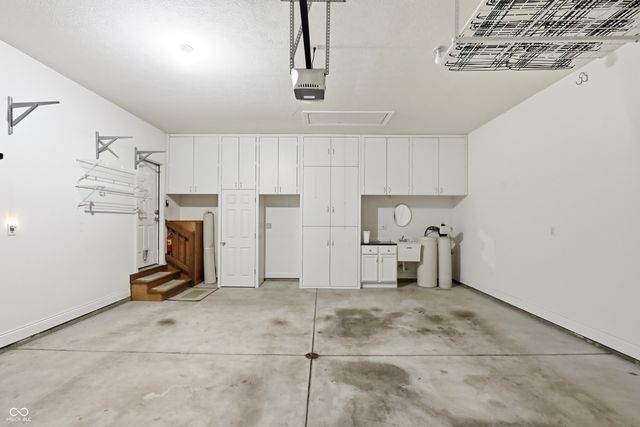 4093 Bayberry, Greenwood, IN 46143