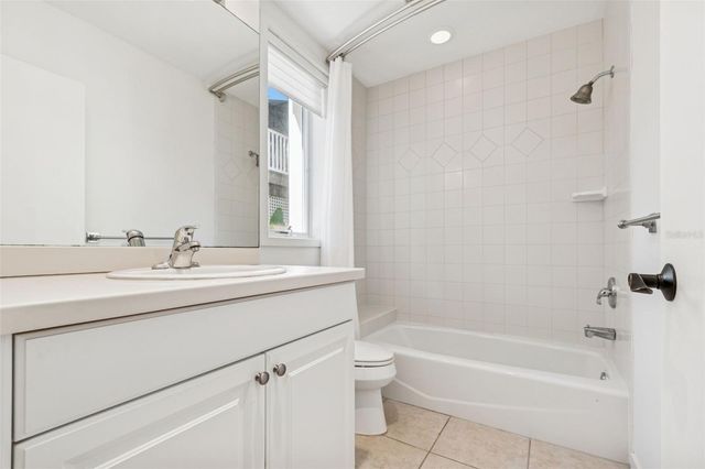 1685 LAUREL STREET 3, Sarasota, FL 34236