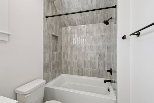 1809B Holly St, Nashville, TN 37206