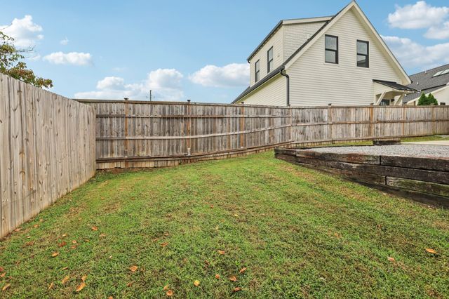 1809B Holly St, Nashville, TN 37206