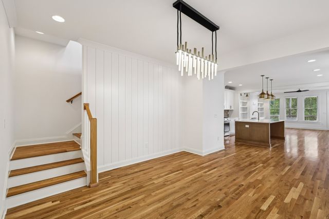 1809B Holly St, Nashville, TN 37206