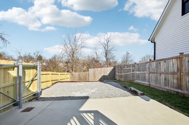 1809B Holly St, Nashville, TN 37206