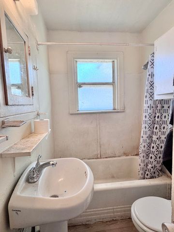 2912 Amherst Street, Lubbock, TX 79415