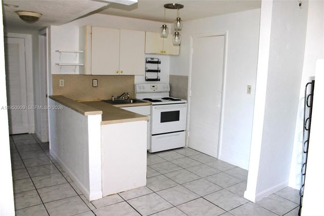 17101 NW 57th Ave 319, Miami Gardens, FL 33055