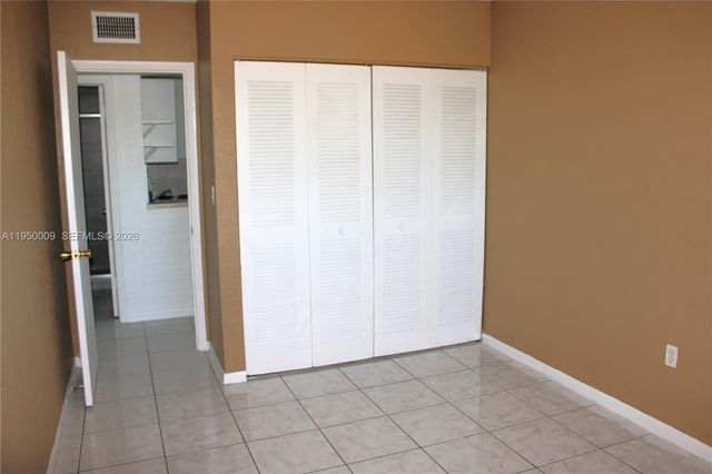 17101 NW 57th Ave 319, Miami Gardens, FL 33055