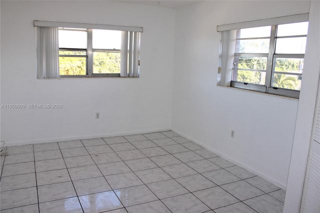 17101 NW 57th Ave 319, Miami Gardens, FL 33055