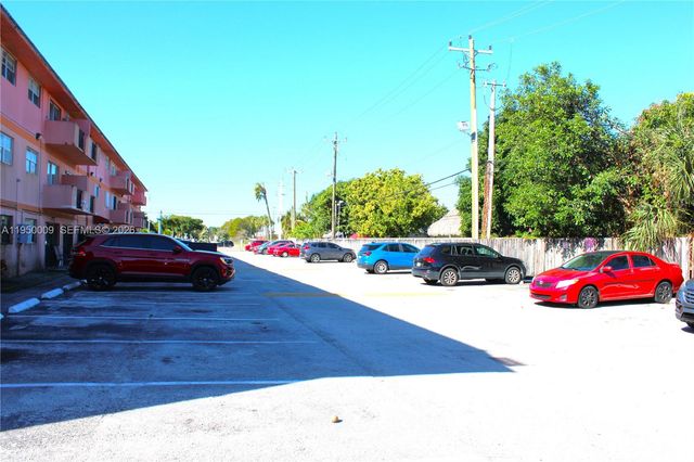 17101 NW 57th Ave 319, Miami Gardens, FL 33055