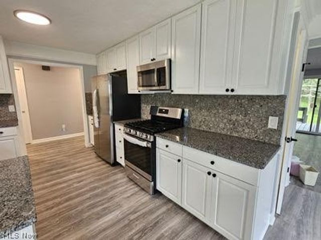 4292 Boston Road, Brunswick Hills, OH 44212
