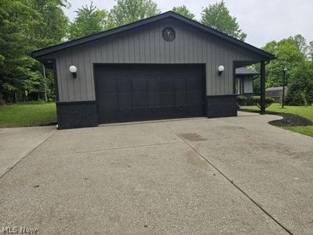 4292 Boston Road, Brunswick Hills, OH 44212