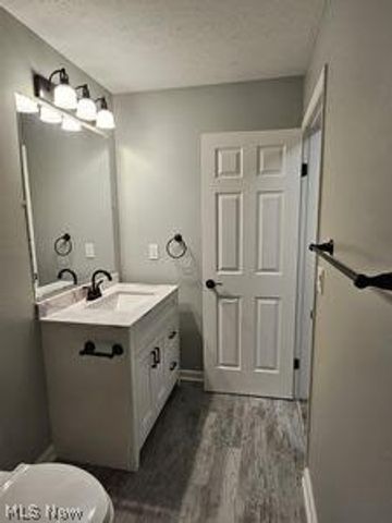 4292 Boston Road, Brunswick Hills, OH 44212