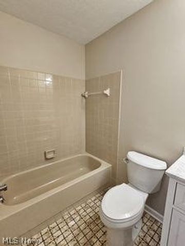 4292 Boston Road, Brunswick Hills, OH 44212
