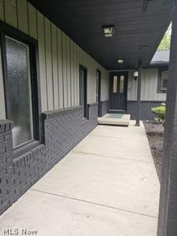 4292 Boston Road, Brunswick Hills, OH 44212