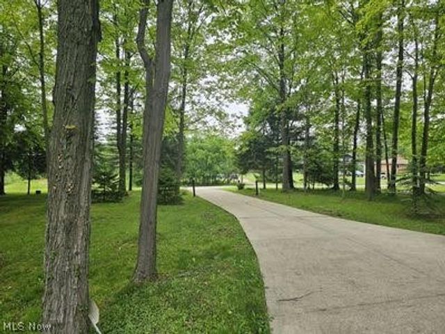 4292 Boston Road, Brunswick Hills, OH 44212