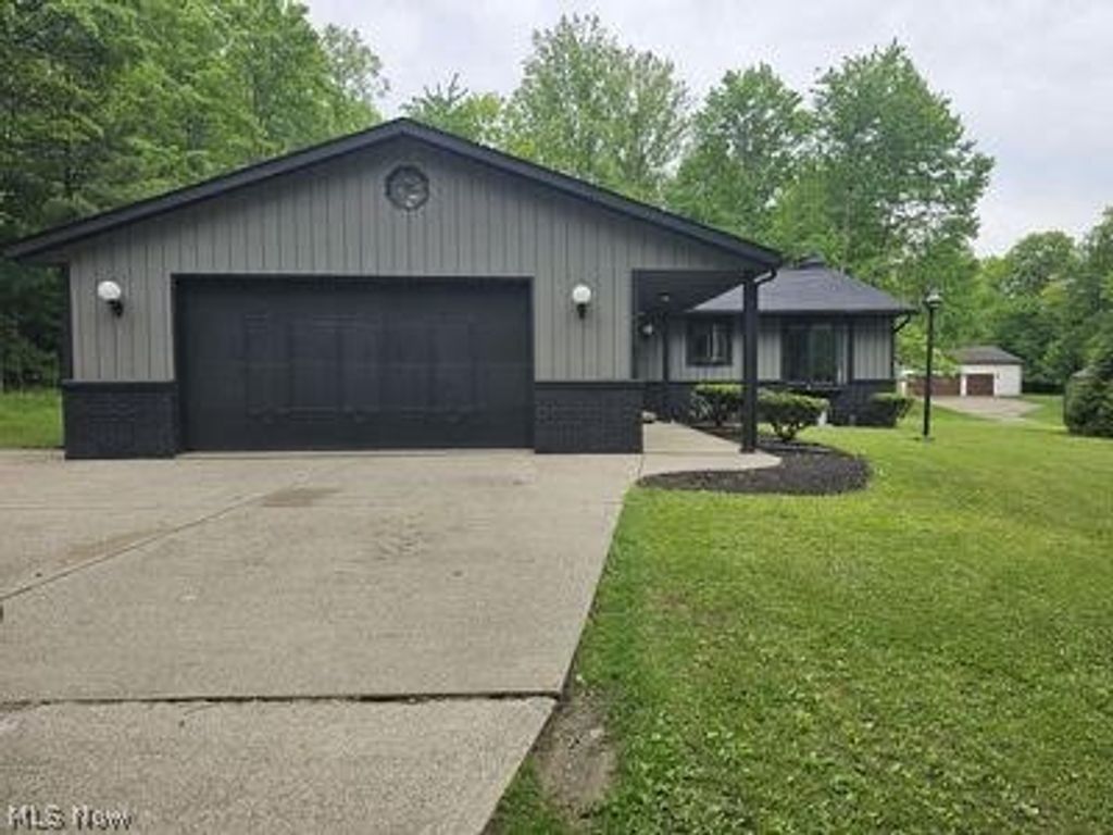 4292 Boston Road, Brunswick Hills, OH 44212