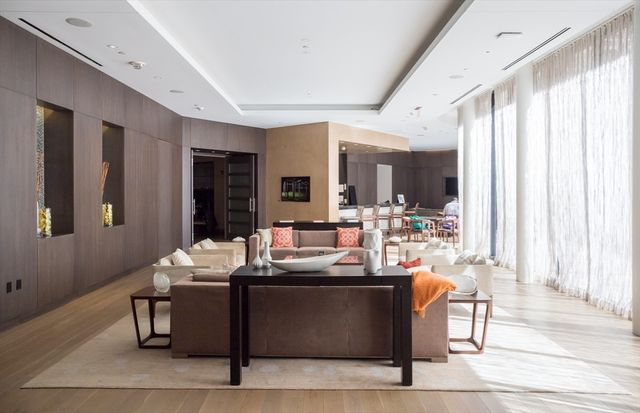 580 Washington St PH5, Boston, MA 02111