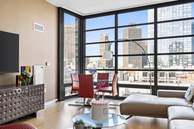 580 Washington St PH5, Boston, MA 02111