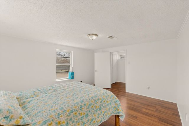 4405 Chisholm Trail, Crowley, TX 76036