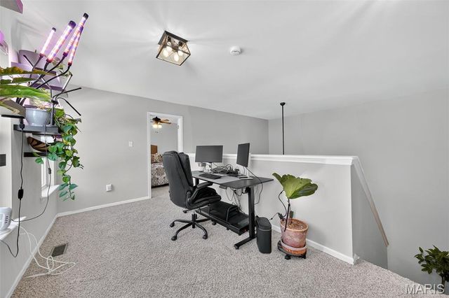 3101 Flatboat Station, St Charles, MO 63301