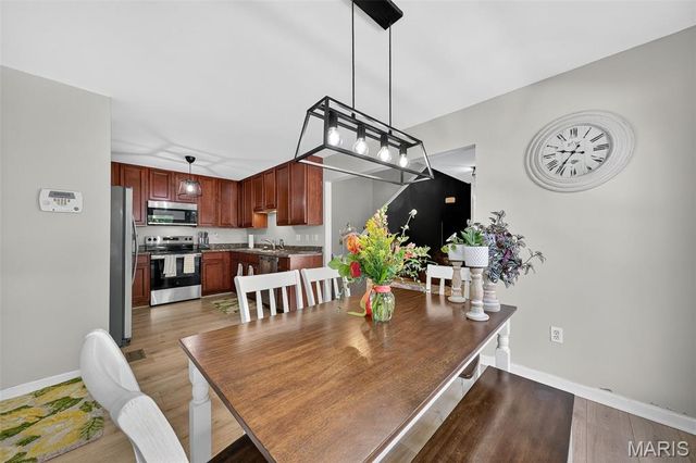 3101 Flatboat Station, St Charles, MO 63301