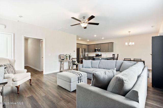 938 Sunray Lane NE, Winnabow, NC 28479
