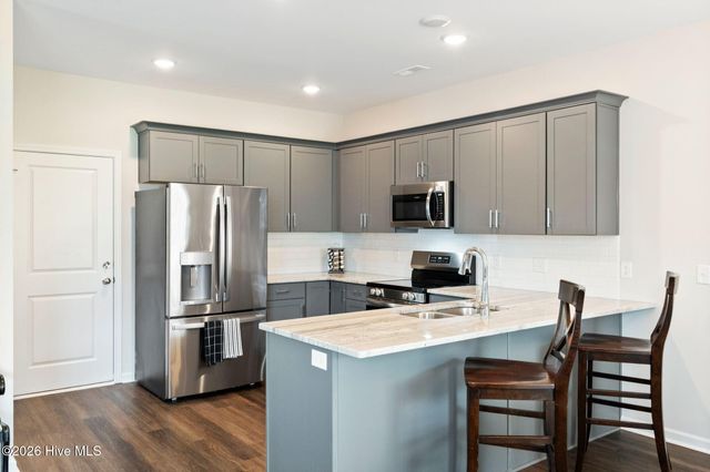 938 Sunray Lane NE, Winnabow, NC 28479