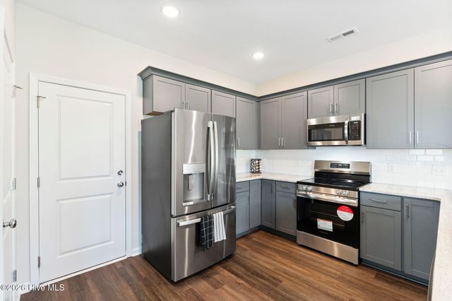938 Sunray Lane NE, Winnabow, NC 28479