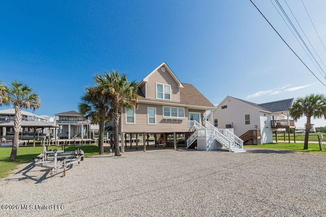 11057 Idaho Street, Bay Saint Louis, MS 39520
