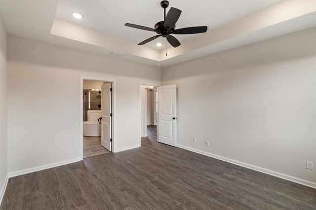 175 VALLEYVIEW LN, Oakland, TN 38060