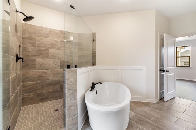 175 VALLEYVIEW LN, Oakland, TN 38060