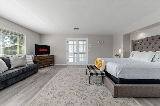 4137 PINAR DRIVE, Bradenton, FL 34210