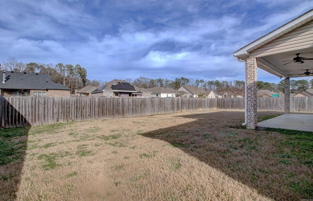 504 Creekside Drive, Bryant, AR 72022