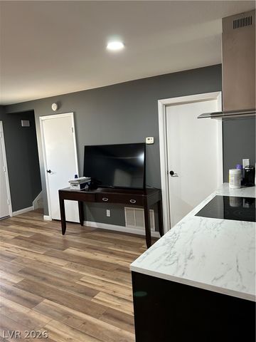 1454 Elizabeth Avenue 3, Las Vegas, NV 89119