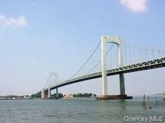 1627 Pilgrim Avenue, Bronx, NY 10461