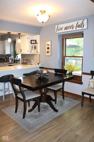 1562 Williamsburg Court, Franklin, IN 46131