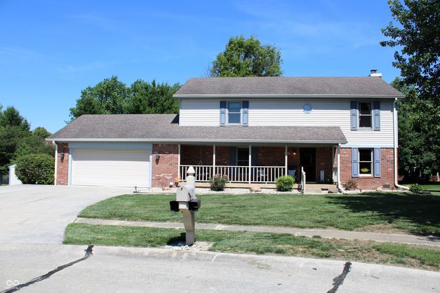 1562 Williamsburg Court, Franklin, IN 46131