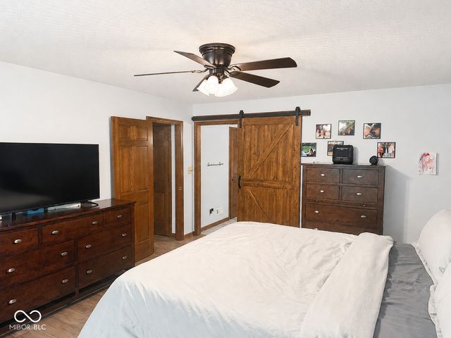 1562 Williamsburg Court, Franklin, IN 46131