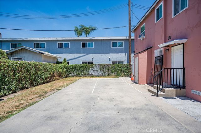 1111 Walnut, Long Beach, CA 90813