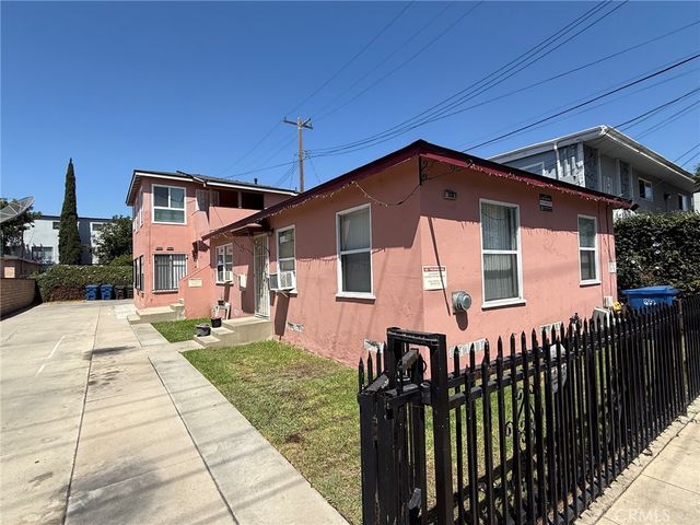 1111 Walnut, Long Beach, CA 90813