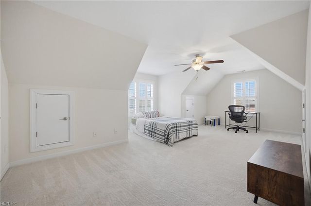 617 Chelsea LN, Chesapeake, VA 23322