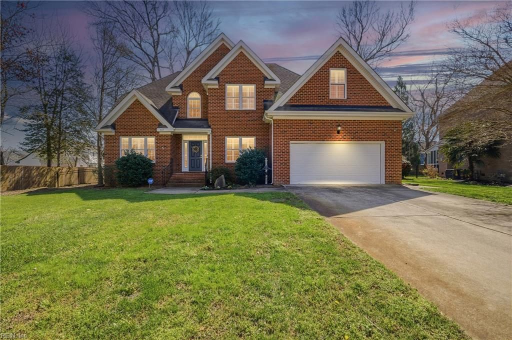 617 Chelsea LN, Chesapeake, VA 23322