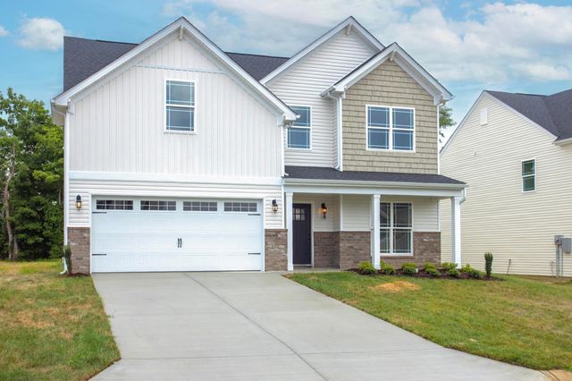 5016 Salient Dr, Spring Hill, TN 37174