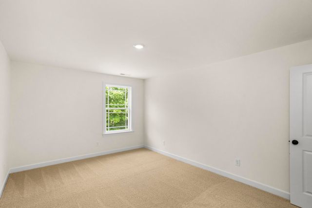 5016 Salient Dr, Spring Hill, TN 37174