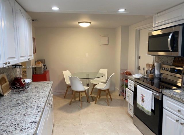 155 Ocean Lane Dr 611, Key Biscayne, FL 33149