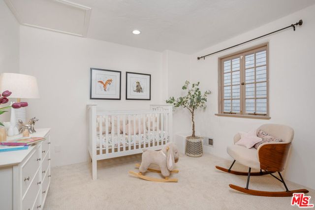 2917 N Poinsettia Avenue, Manhattan Beach, CA 90266