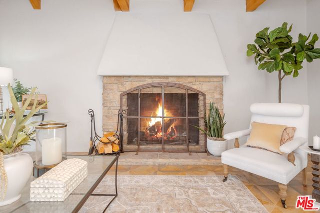 2917 N Poinsettia Avenue, Manhattan Beach, CA 90266