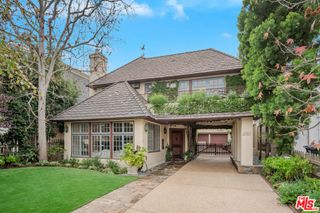 2917 N Poinsettia Avenue, Manhattan Beach, CA 90266