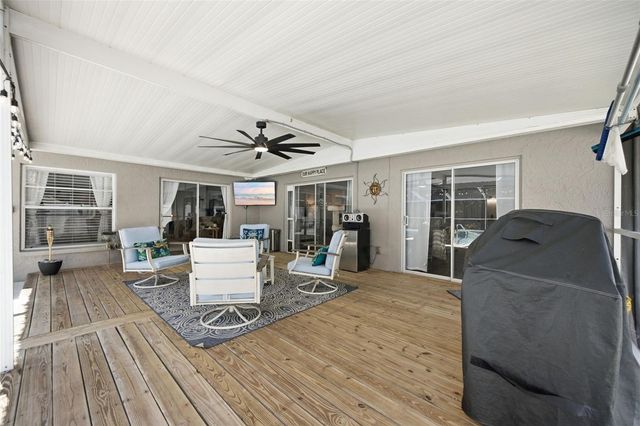 2409 ARBORWOOD DRIVE, Valrico, FL 33596